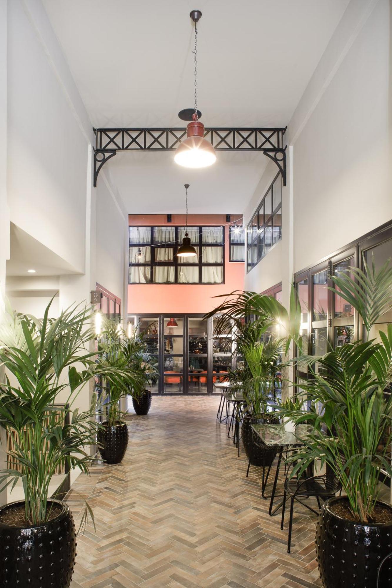 Anise, Aluma Hotels & Resorts Athena Bagian luar foto