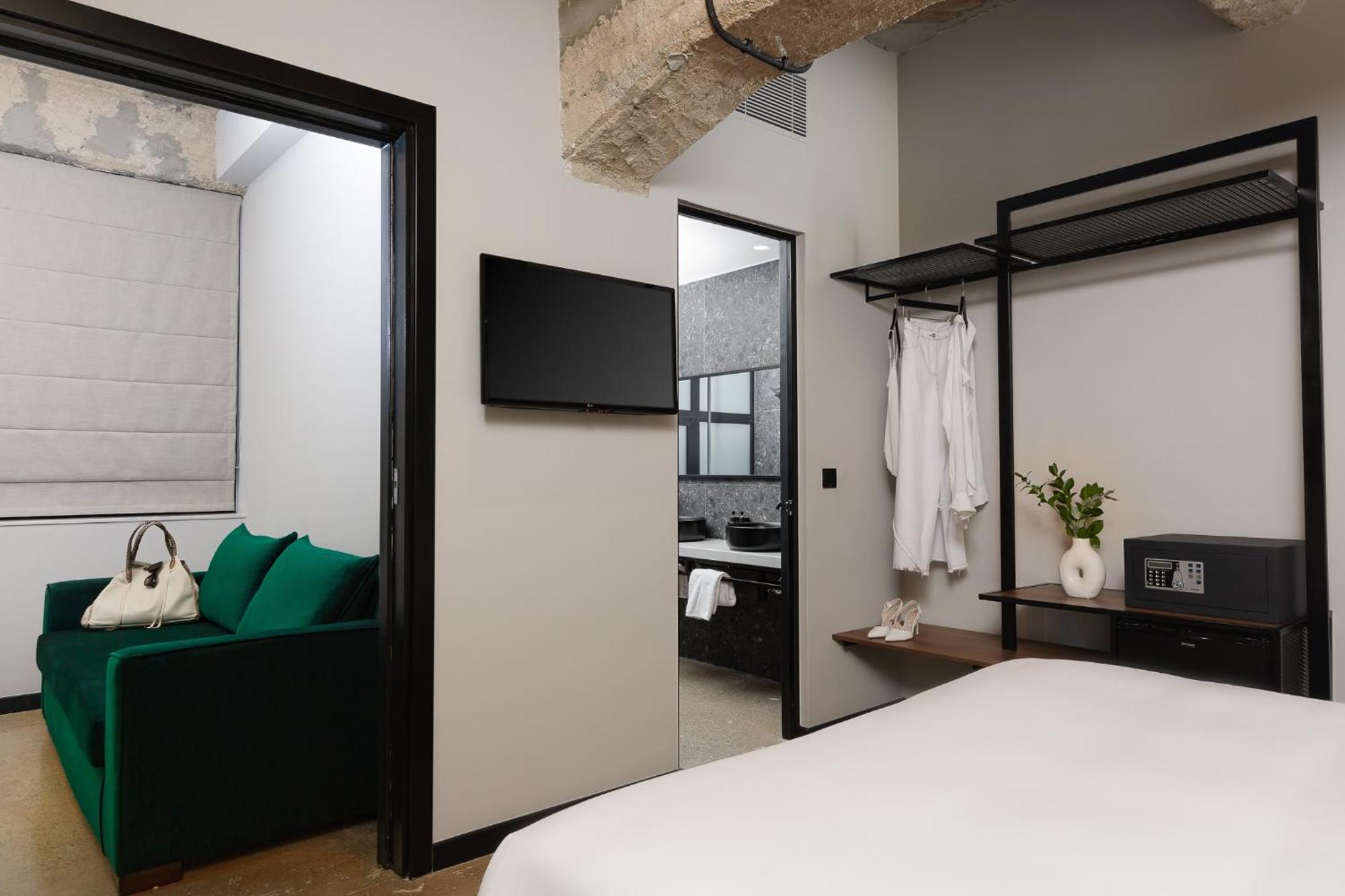 Anise, Aluma Hotels & Resorts Athena Bagian luar foto
