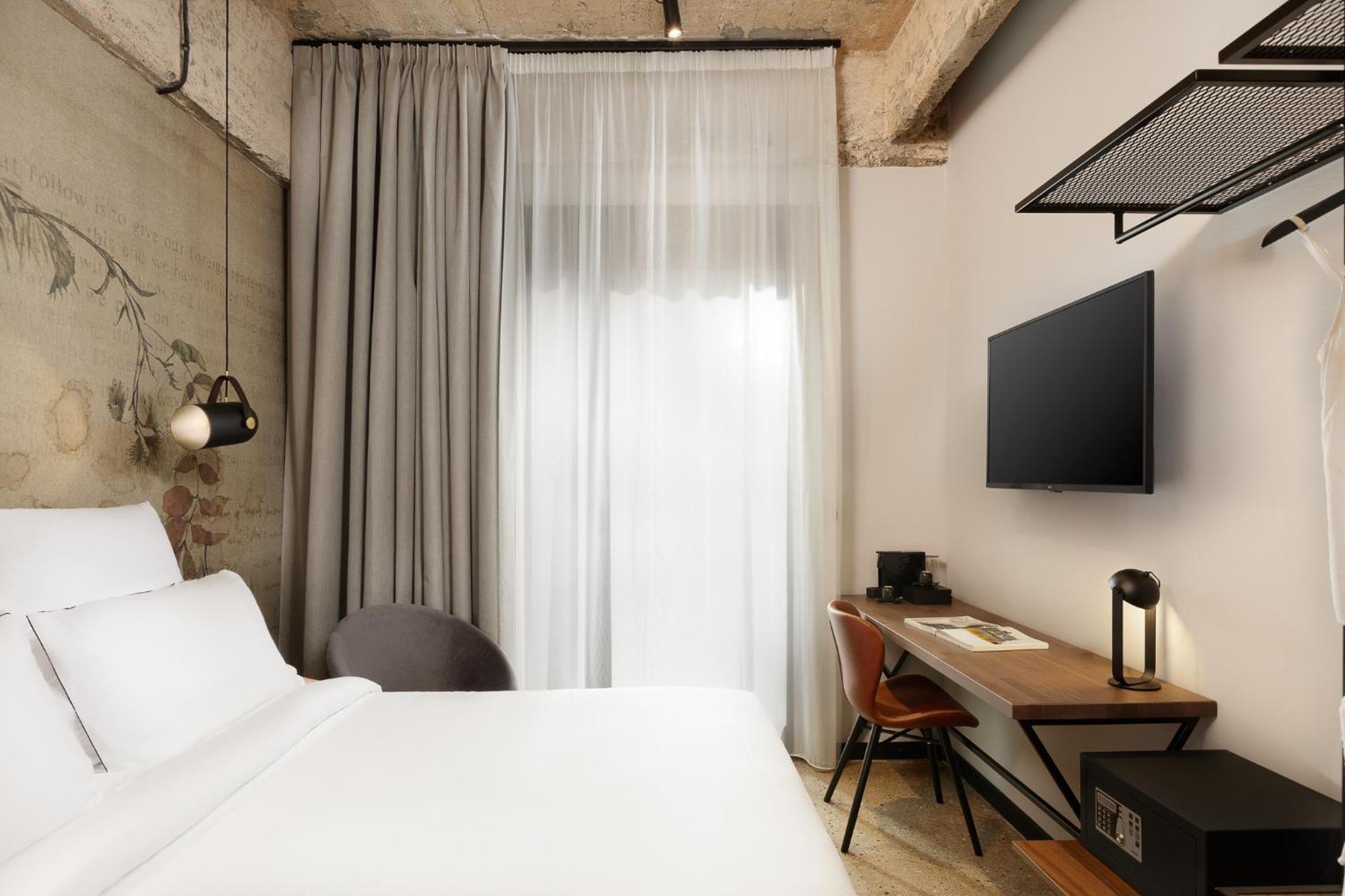 Anise, Aluma Hotels & Resorts Athena Bagian luar foto