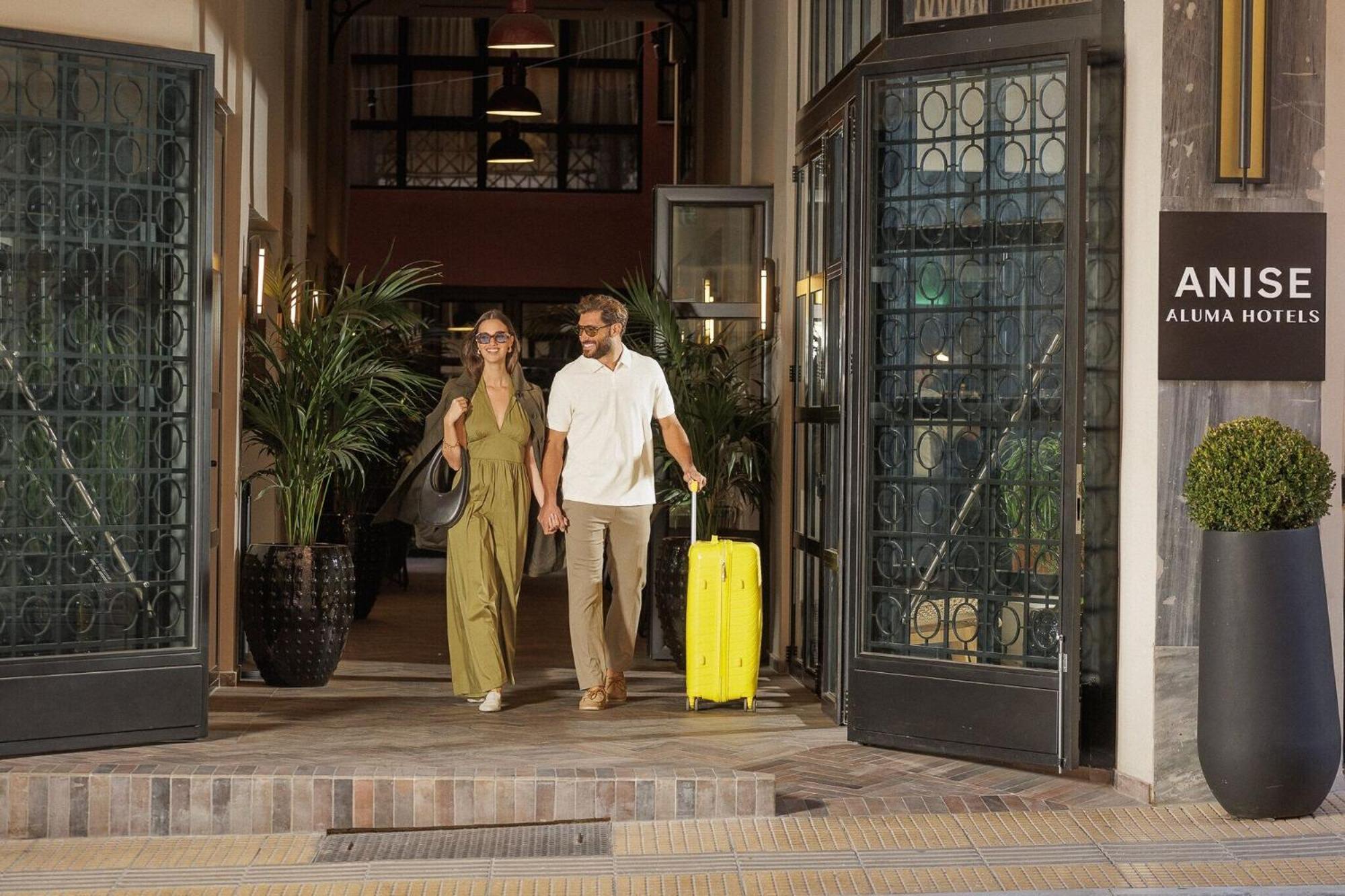 Anise, Aluma Hotels & Resorts Athena Bagian luar foto